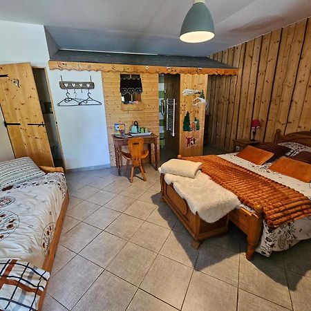 Yourtes Olachat Proche Annecy Faverges Zewnętrze zdjęcie